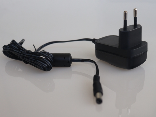 Sertifikasi GS 5v Dc Adaptor Dinding Adaptor Daya 1A Dengan Steker UE