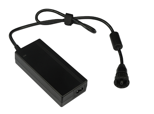 90w Power Adapter 24v Power Adapter OEM Switching Type dengan persetujuan IEC61558