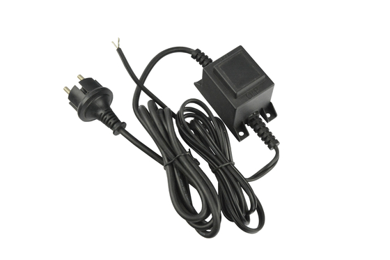 Adaptor Catu Daya Ac 28V Tipe Desktop Tahan Air IP68 Tingkat Efisiensi VI