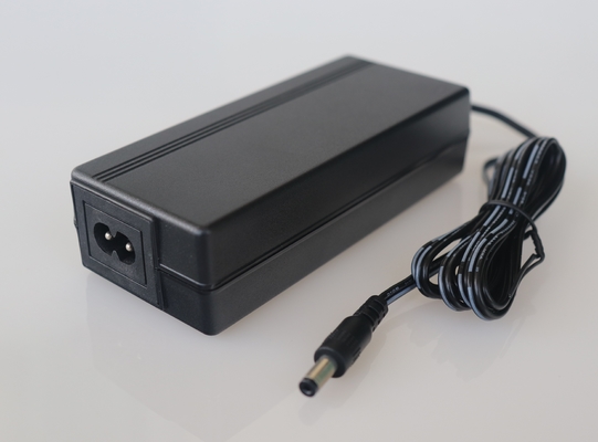 24v 3a Power Adapter IEC61558 Sertifikasi Desktop Power Supply